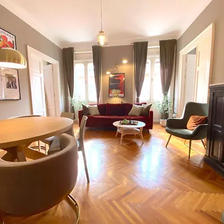 Zentrum Vor Der Tuer Apartmán *