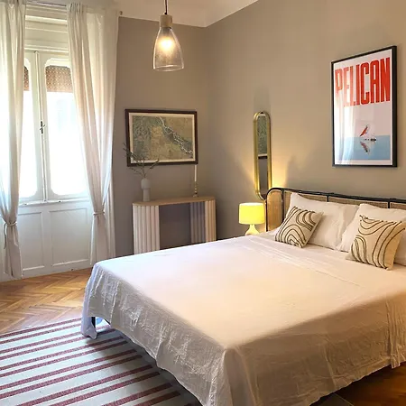 Zentrum Vor Der Tuer Apartmán Terst